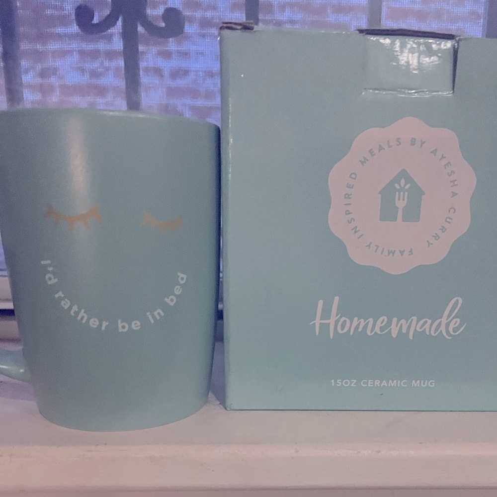 Oversized Ceramic mug.  Designed by Ayesha Curry. Never used.